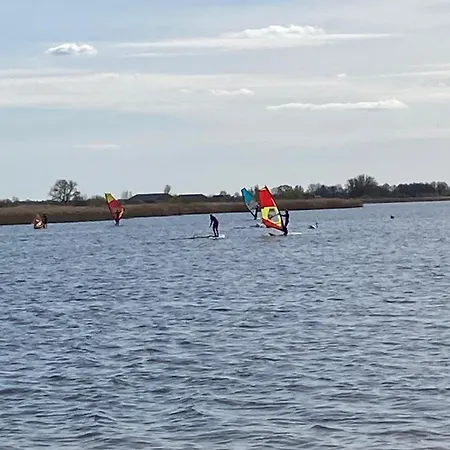 Aldeamento Turístico Aan Het Veluwemeer *